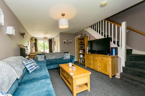 2 bedroom terraced house for sale, Bromley Bank, Denby Dale, Huddersfield, HD8