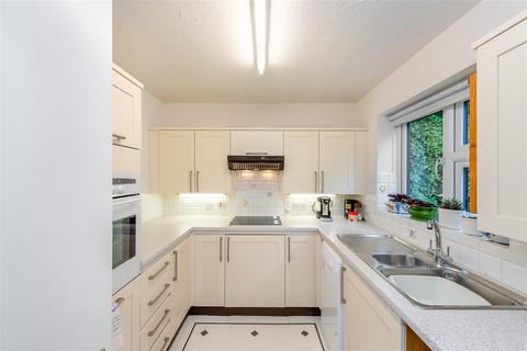 undefined, Turneys Orchard, Chorleywood WD3