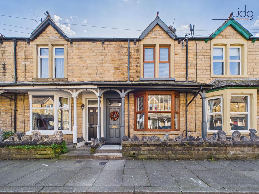 Welcome to Vale Road