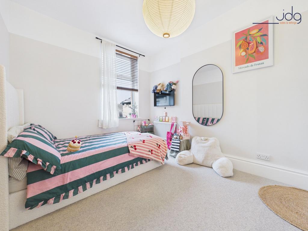 Double Bedroom 2 with built in storage