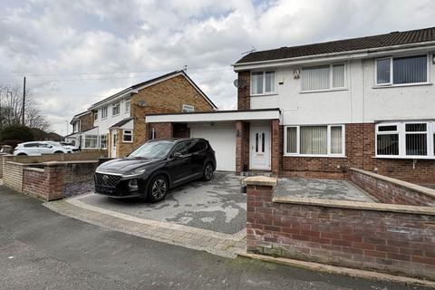 3 bedroom semi-detached house for sale - Hereford Way, Manchester