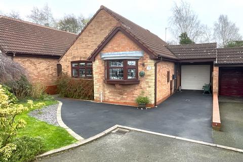2 bedroom detached bungalow for sale, Higgs Field Crescent, Cradley Heath B64