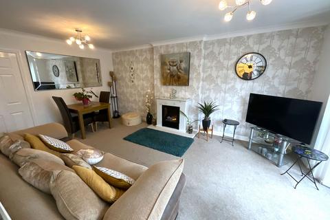 2 bedroom detached bungalow for sale, Higgs Field Crescent, Cradley Heath B64