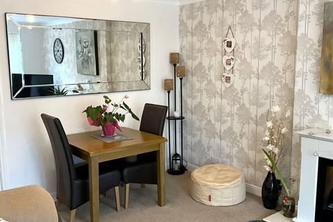 2 bedroom detached bungalow for sale, Higgs Field Crescent, Cradley Heath B64
