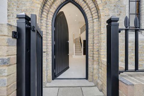 undefined, Hall Street, Chelmsford, CM2
