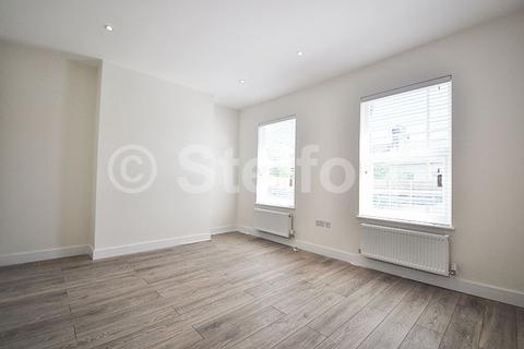 4 bedroom semi-detached house to rent, St. Georges Road, London, E10