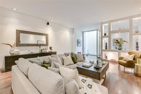 undefined, Quarrendon Street, Fulham, London, SW6