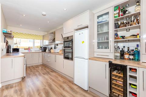 3 bedroom end of terrace house for sale, Ringmer Road, Worthing