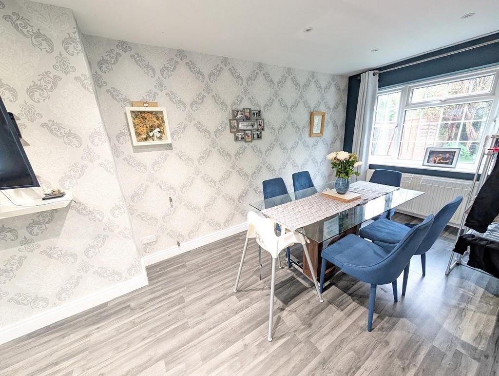 PXL 20251023 155237845.jpg