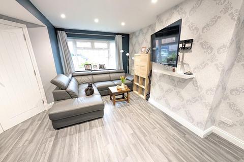 3 bedroom semi-detached house for sale, Wainbridge Crescent, Bristol, Gloucestershire