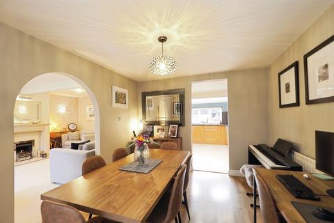 4 bedroom link detached house for sale, Oaklands Way, Melbourne, Derby