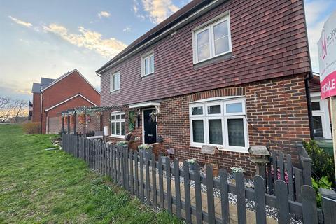 3 bedroom end of terrace house for sale, Gatekeeper Hill, Curbridge, Southampton