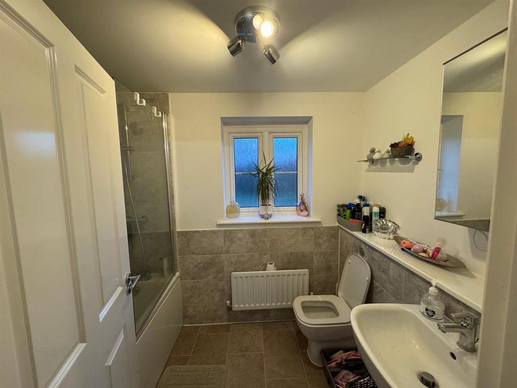 Family bathroom