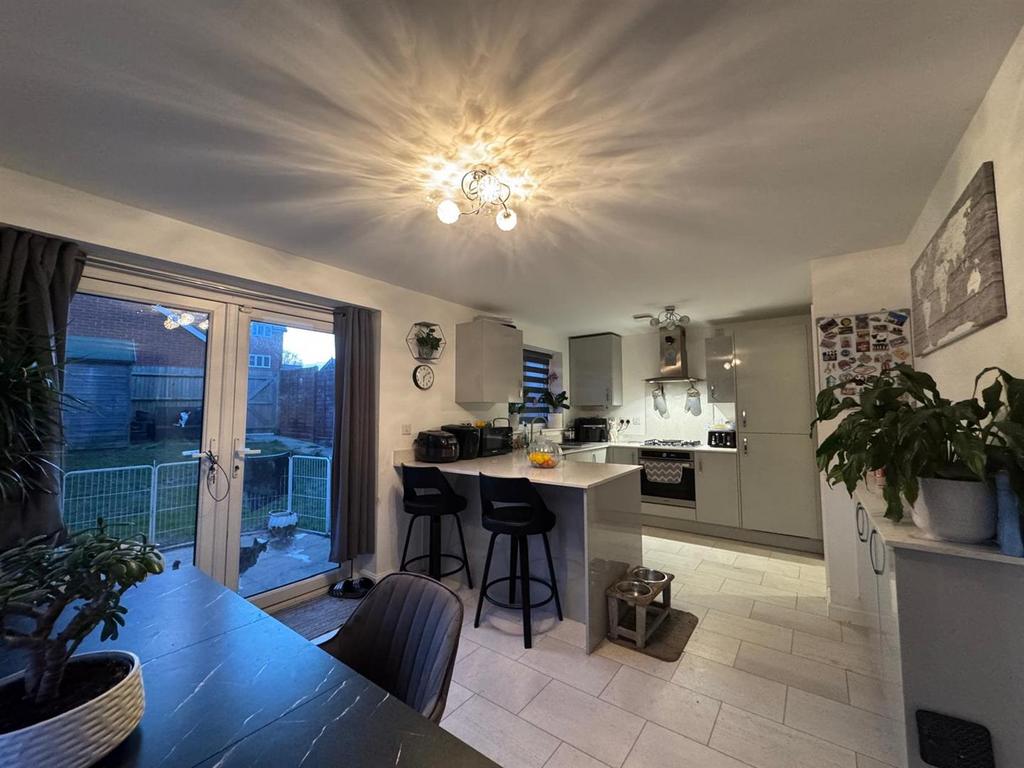 Kitchen/dining room