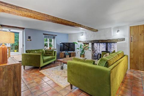 2 bedroom cottage for sale, Gayton Road, Gaywood, King's Lynn