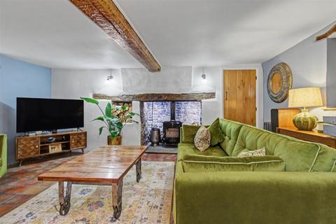 2 bedroom cottage for sale, Gayton Road, Gaywood, King's Lynn