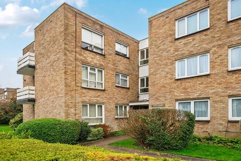 2 bedroom flat for sale, Castlebar Mews, Ealing, London, W5