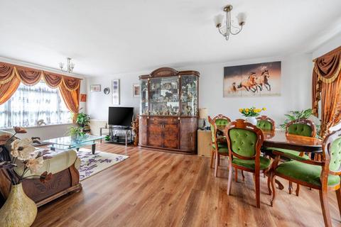 undefined, Castlebar Mews, Ealing, London, W5