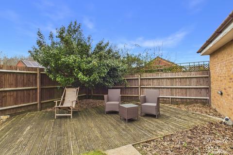5 bedroom detached house for sale, Cotswolds Way, Calvert, Buckingham, Buckinghamshire, MK18