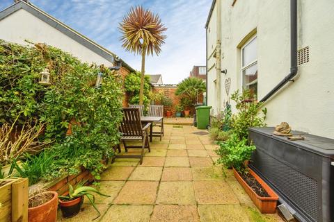 2 bedroom flat for sale, Meyrick Road, Portsmouth, Hampshire, PO2