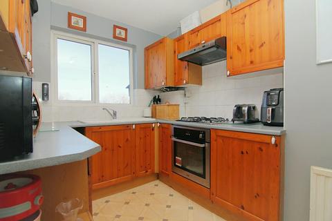 2 bedroom semi-detached house for sale, Standale Avenue, Pudsey
