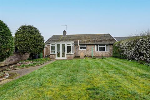 3 bedroom detached bungalow for sale, Emmanuel Avenue, Gorleston, Great Yarmouth