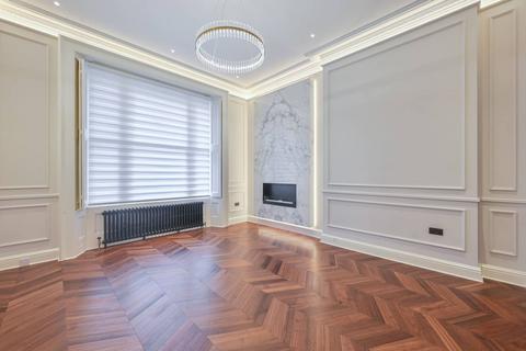 undefined, Cornwall Gardens, South Kensington, London, SW7