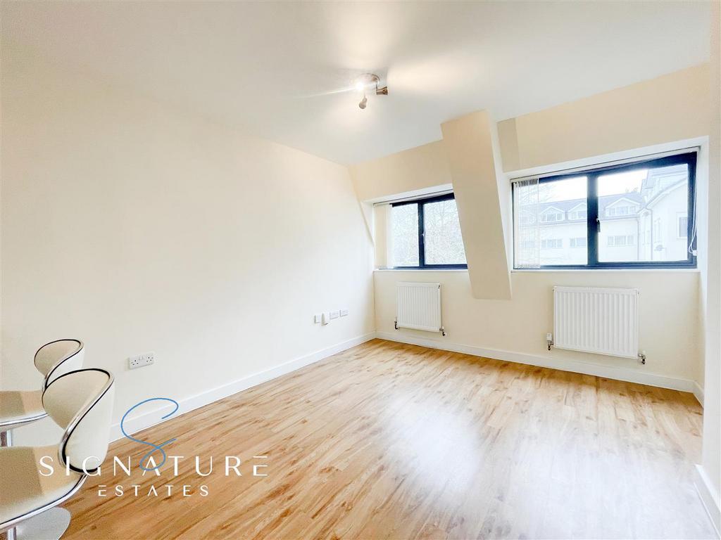 Kitchen/Living room