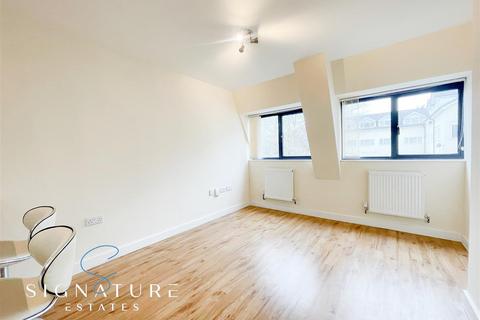 1 bedroom apartment to rent, Queens Road, WATFORD