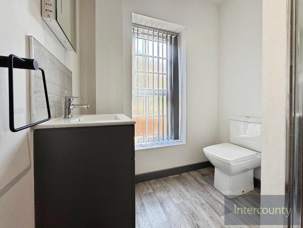 Picture No. 02