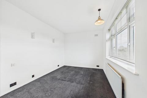 2 bedroom semi-detached house to rent, Glebe Road, Solihull B91