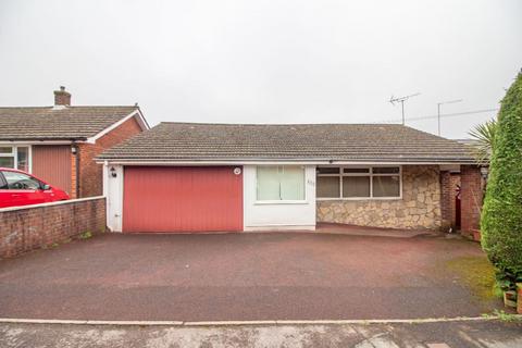 2 bedroom detached bungalow for sale - Hazleton Way, Horndean, PO8 9DX