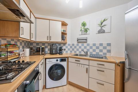 undefined, Charlie Soar Court, Hampshire SO50