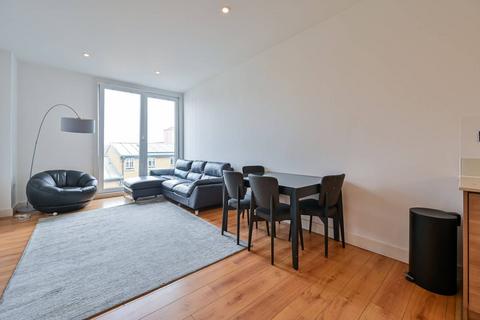 2 bedroom flat to rent, Wandsworth Road, Nine Elms, London, SW8