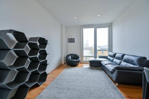 2 bedroom flat to rent, Wandsworth Road, Nine Elms, London, SW8