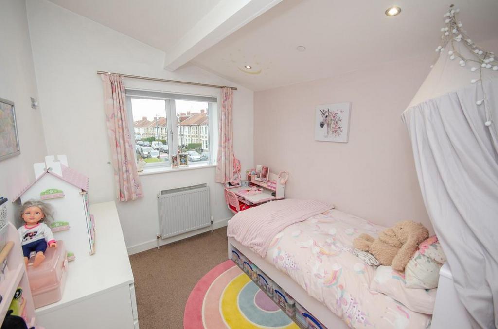 Bedroom 3.jpg