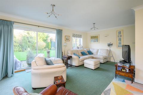 5 bedroom detached house for sale, Mill Lane, Acaster Malbis, York YO23 2UL