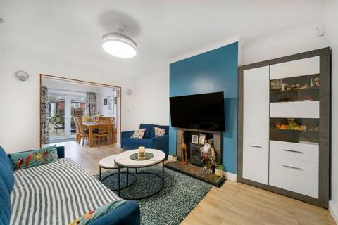 4 bedroom terraced house for sale, Drake Road, Harrow HA2