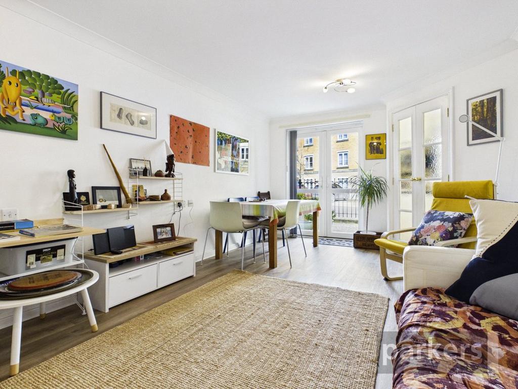 Living/Dining Area