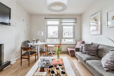 2 bedroom flat to rent, Freegrove Road, London, N7