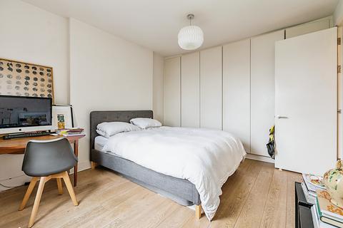 2 bedroom flat to rent, Freegrove Road, London, N7