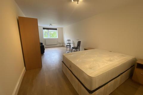 undefined, Bunns Lane, Mill Hill, London
