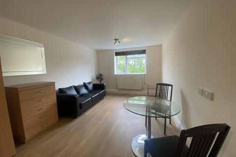 undefined, Bunns Lane, Mill Hill, London