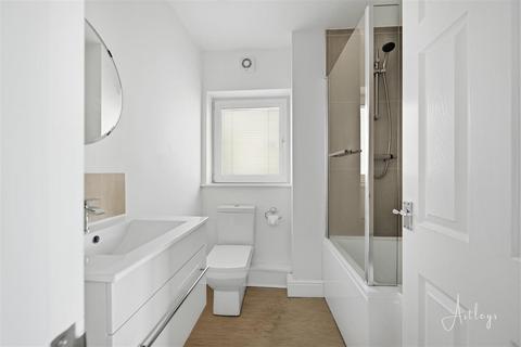 3 bedroom apartment for sale, Eversley Road, Sketty, Swansea