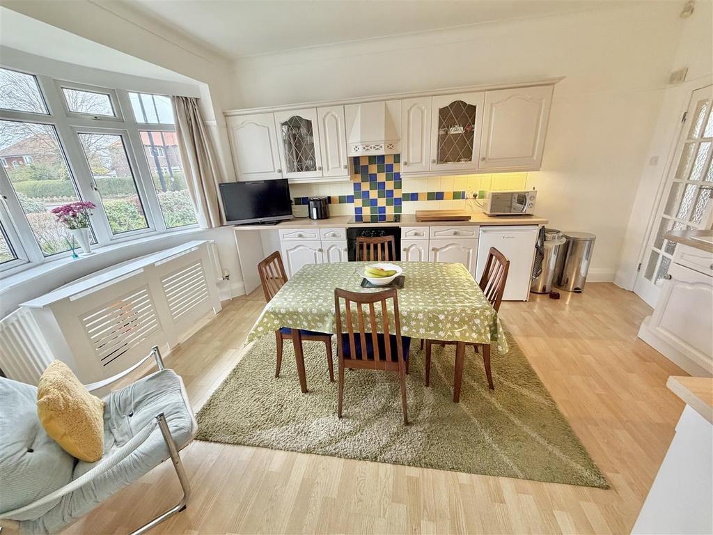 Breakfast Kitchen