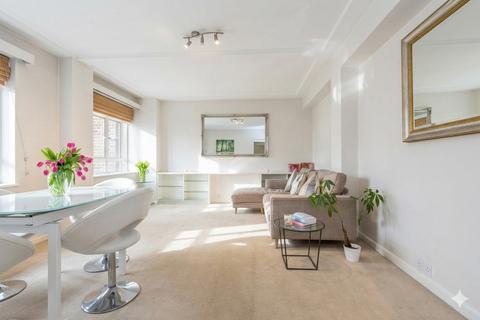 undefined, Paramount Court, London, WC1E