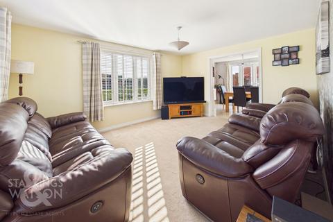 5 bedroom detached house for sale, Britannia Way, Hampden View, Norwich