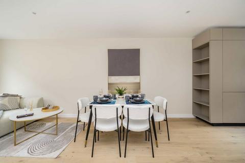 3 bedroom house for sale, Warwick Road, London W5