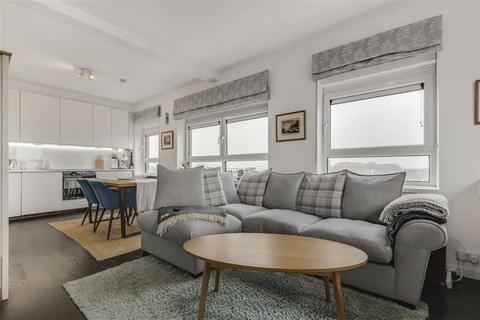 2 bedroom flat for sale, Bethnal Green Road, London E2