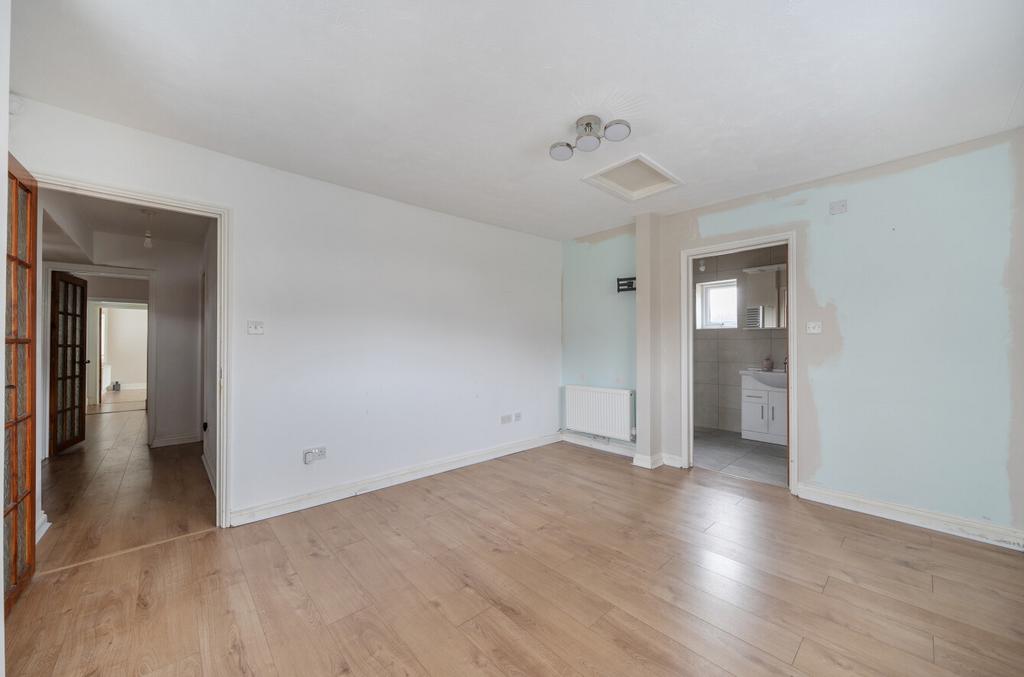 Bedroom 4/Reception
